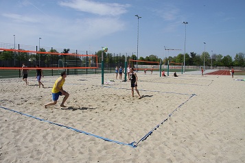 Datei:Beachvolleyballplaetze BWA.jpg
